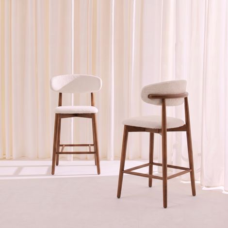 Lot de 2 tabourets de bar en bois d'hévéa et tissu bouclette - Paola Noyer / Crème