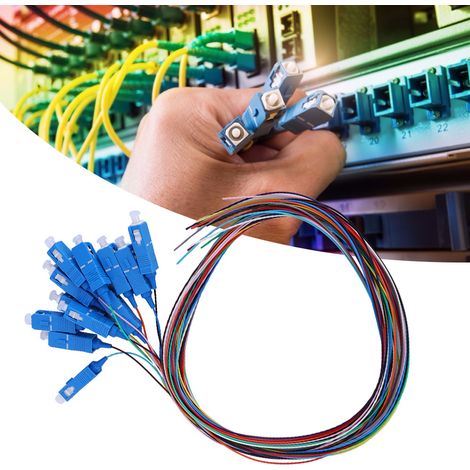 Câble fibre optique SC/UPC monomode à 12 conducteurs, connecteur SC carré et gaine extérieure en PVC. (1/5)