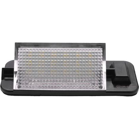 luci targa auto bianche ad alta potenza con 18 LED per E36 318I 328I M3