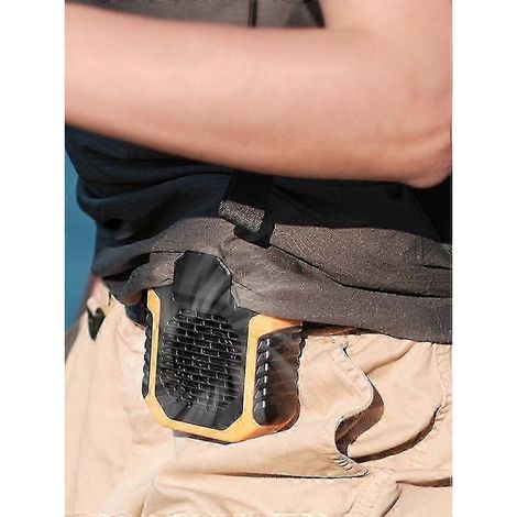 Der neue tragbare Gürtelclip-Ventilator mit 6000 mAh bietet einen starken Luftstrom, drei Lüftergeschwindigkeiten, die Möglichkeit zum Wiederaufladen und einen USB-Anschluss. (1/4)