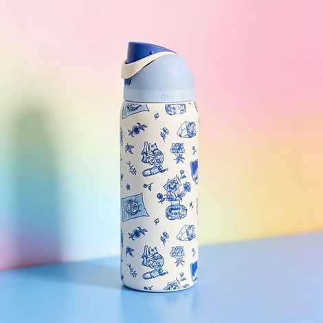Owala 32-oz-Wasserflasche, exklusiv bei Urban Outfitters, mit FreeSip-Anschlusssystem (1/5)