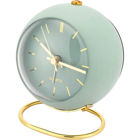 Un réveil silencieux, un réveil analogique avec une lumière, un réveil rétro (vert). (1/5)