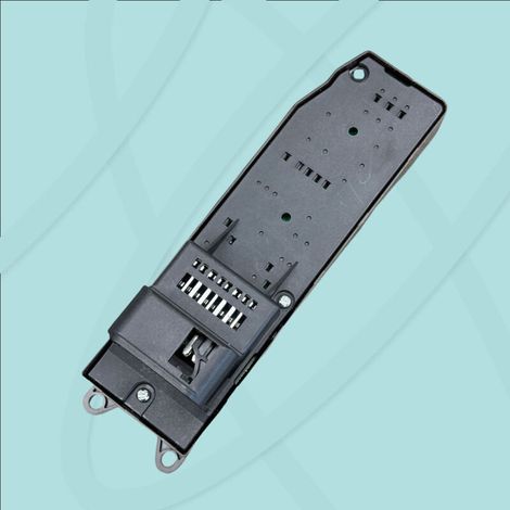 La référence 84820-0K021 correspond à un interrupteur de lève-vitre électrique avec témoin lumineux LED pour Toyota Hilux (HILUX VIGO). Il commande le fonctionnement des vitres électriques, est conçu