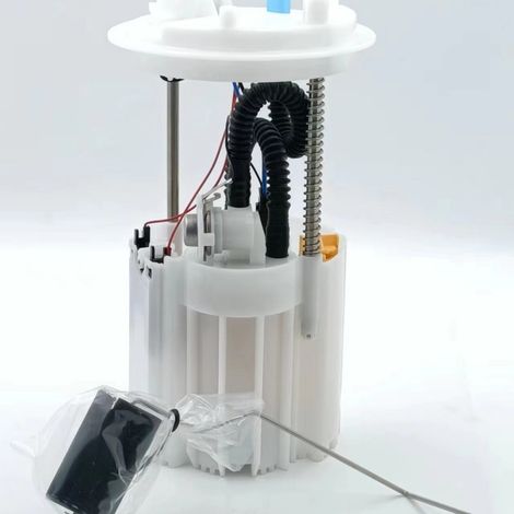 Pompe à injection Fiat Stilo 0580314057 (réf. 51732461), compatible avec les moteurs 1.6L/1.9L JTD. De conception italienne, économique et pratique, remplacement d'origine pour injection directe à ram (1/4)