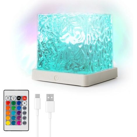 Transforma cualquier espacio de tu hogar en un escenario mágico con el Proyector LED de Auroras Boreales Recargable de InnovaGoods. Este innovador di