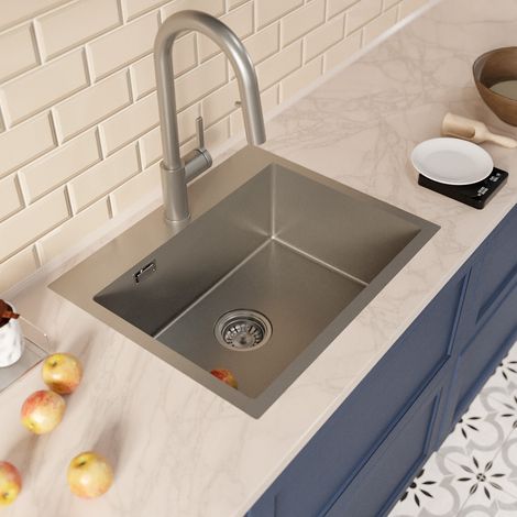 Ceramia Timeless 55x45x21 cm lavello da incasso + miscelatore in acciaio inox con doccetta estraibile, gun metal spazzolato (1/4)
