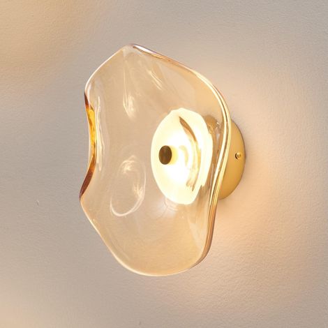 Bernsteinfarbene Wandleuchte mit Glasdiffusor und integriertem LED - Lysa (1/5)