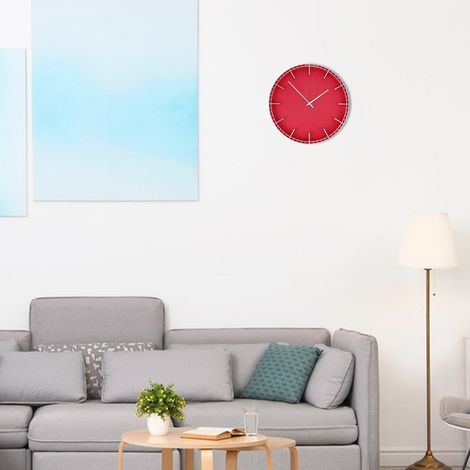 Horloge murale silencieuse et élégante sans trotteuse, en plastique, idéale pour la décoration de chambre. Mouvement à aiguilles rondes. Modèle 5686 argenté avec détails rouges. (1/5)