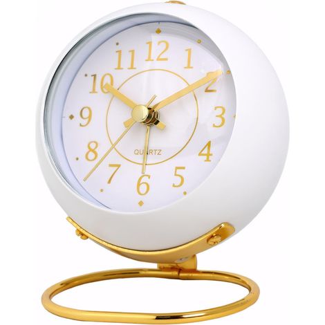 Réveil analogique simple à quartz rétro en métal pour voyage, chambre à coucher, étagère, chevet, salon avec veilleuse, sans tic-tac, silencieux, alimenté par piles, blanc