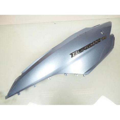 [PRODUIT D'OCCASION] Coque arrière gauche origine pour scooter Suzuki 125 Burgman (1/4)