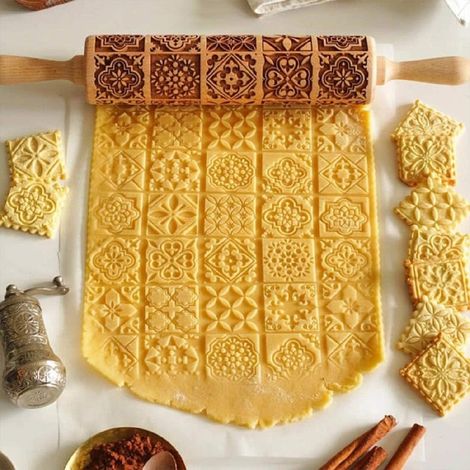Mattarello in legno con decorazioni natalizie, rulli da forno (1/5)