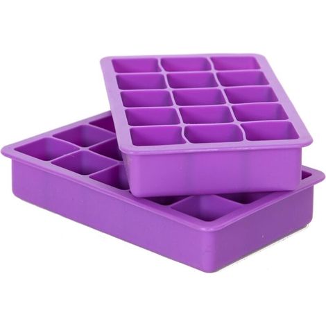 Food-grade silicone ice cube mold for easy release of drinks, with a flexible design, makes 15 square ice cubes - AquaForge (1/5)