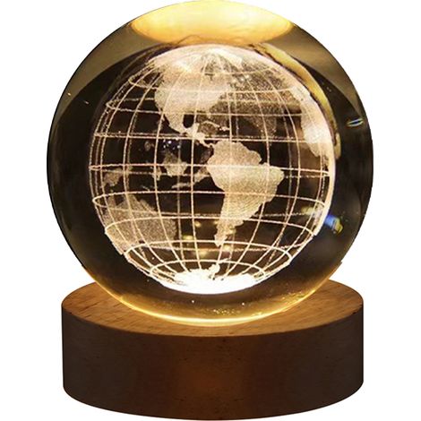 Ortviai Boule Lumineuse 3D en Cristal Blanc avec Sculpture Intérieure et Socle en Bois – 8 cm, Idéale pour Décoration Intérieure (1/5)