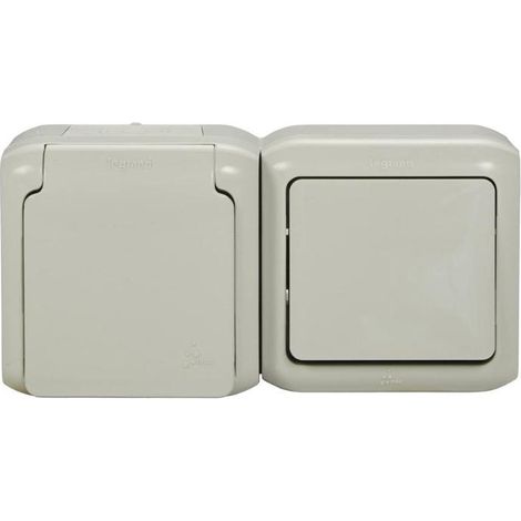 LEGRAND interruptor doble 10ax&43pc 2p&43t sch gr ip44 , Combinación de interruptor y enchufe IP44 Legrand A prueba de salpicaduras Ideal para bodegas, talleres o garajes E (1/5)