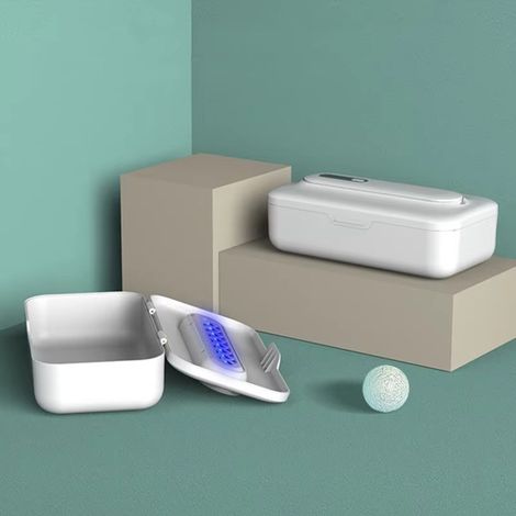 1 Stück. Farbe: siehe Foto. Material: ABS und elektronische Bauteile. Multifunktionale Desinfektionsbox mit Lampe und UV-Schutz.