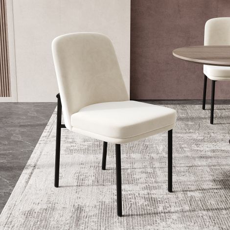Lot de 4 chaises de salle à manger avec assises épaisses et pieds en métal  adaptées aux salles à manger, salons et cafés  style moderne et minimaliste  structure noire, revêtement en velours beige. (1/5)