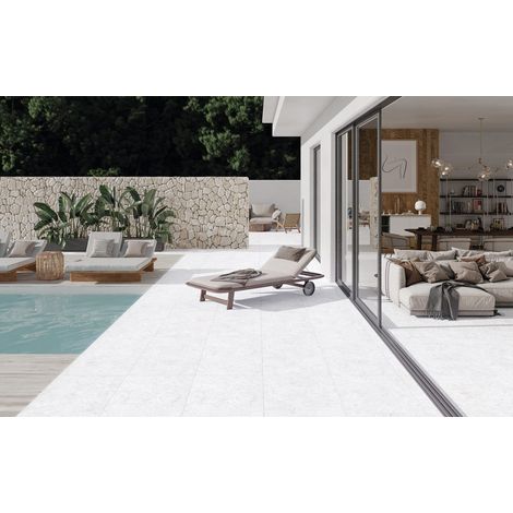 Antibes – Baldosa porcelánica efecto piedra coralina · interior y exterior - Calcita - 31,6x60,8 cm Antislip - Palet completo (1/5)