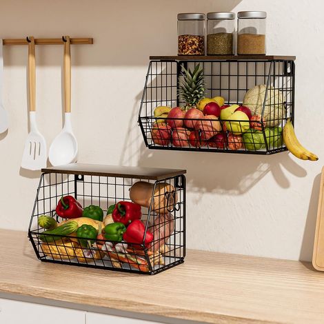 Set di 2 cestini per frutta da appendere alla parete, in metallo, con mensola a muro per frutta e verdura, impilabili per cucina e dispensa. (1/5)