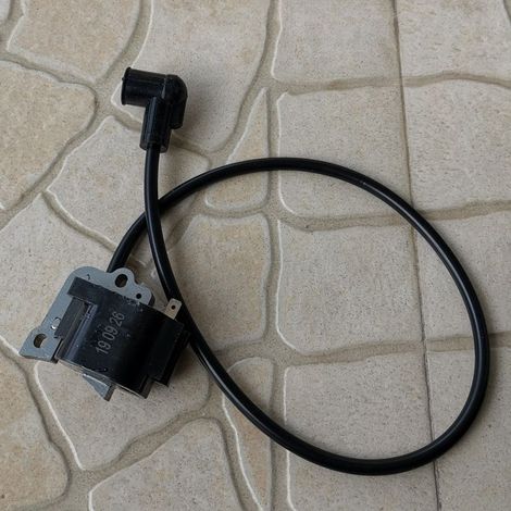 Bobine d'allumage BBX7600 PM7651 PB7660 EB7660 EB7650, transformateur haute tension, allumeur, adapté aux souffleurs Makita BBX7600 et , fournissant une étincelle puissante. (1/5)