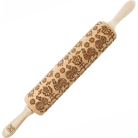 Mattarello in legno MoodForWood, inciso, 43 cm con manici, perfetto per la cottura al forno - Motivo gallo popolare (1/5)