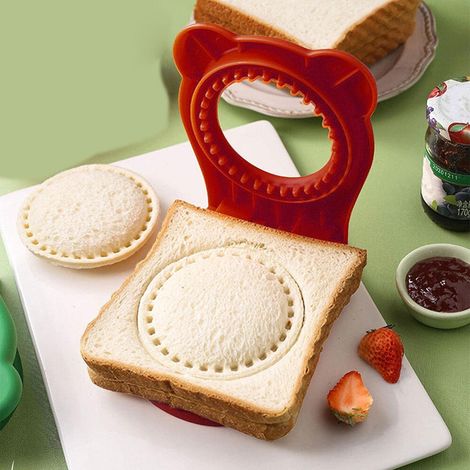 Découpeuse à sandwich ronde en acier inoxydable avec protection des mains, rouge, pour biscuits, petits pains et poches à sandwich. (1/5)