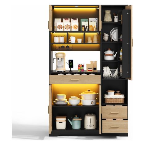 Hohe Kommode – Küchenschrank – Buffet mit Vitrine – Stil
Scheune – LED-Beleuchtung – Steckdosen – 105 x 40 x 185 cm – MDF-Holz