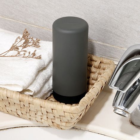 Flacon souple en silicone gris pour lotion, shampoing, gel douche et liquide vaisselle. (1/5)