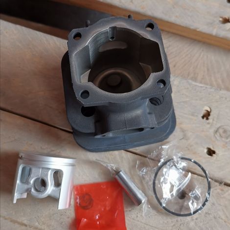 Dolmar 44 mm telecone cylinder, change piece for the DCS-5200, DCS-520 111, 115 and PS-52 models. (1/5)