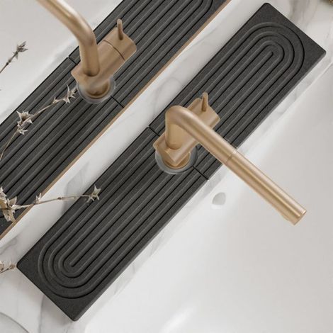 Lot de 3 guides de tuyau d'arrosage, en zinc antirouille robuste avec piquet en métal vert foncé pour arrosage, guides de tuyaux d'eau, guide sur piquet en zinc (1/5)