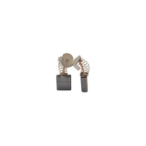 Juego de 2 carbones adaptables para Bosch. Dimensiones: 7 x 17 x 17 mm.