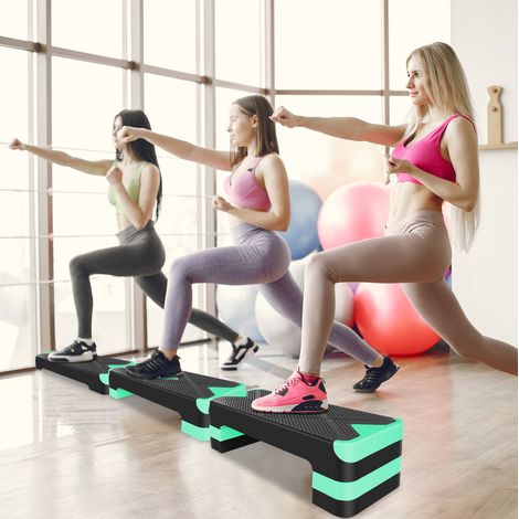 Verstellbare Aerobic-Stepper-Plattform 68,5 x 27,94 cm, 3 Höhen 10/15/20 cm, grün OKMYHOME (1/5)