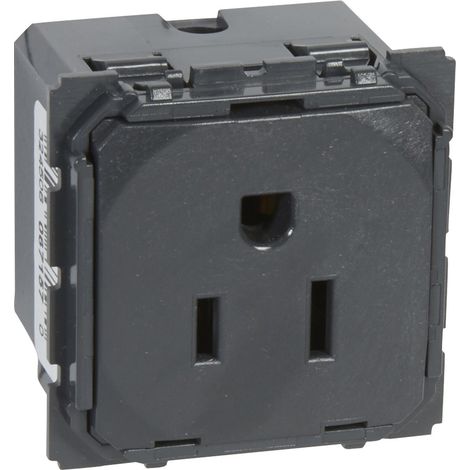 Prise de courant standard américain Céliane 15A 2P+T LEGRAND 067157 (1/3)