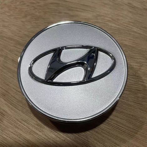 Cache-moyeu de roue 60mm pour Hyundai Verna – Centre de jante voiture, capuchon de moyeu, cache roue automobile, kit 4 pièces, accessoire jante durable et facile à installer – Argent avec anneau (1/2)