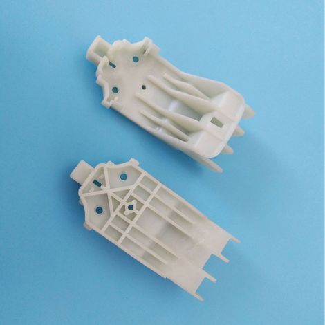 62228-JK00A is a headlight lower bracket mounting clip suitable for Nissan Patrol Y62 (models 15-22). (1/4)