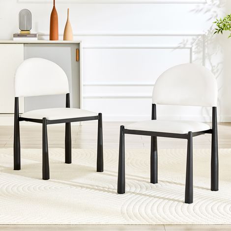 Set di 2 sedie da pranzo moderne, sedia imbottita con schienale semicircolare, sedia da cucina in PU e gambe in metallo, Solo sedie incluse, nessun tavolo, altezza 80 cm, elegante e robusta (1/5)