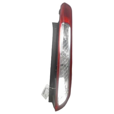 [PRODUIT D'OCCASION] Feu Arriere Droit FORD Focus ♻️ Ref Oe. 1520761 - Garantie à vie (1/3)