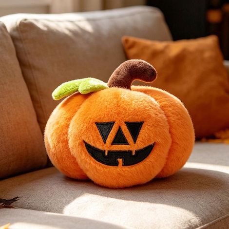 Citrouille monstrueuse d'Halloween avec yeux triangulaires, 17 cm, 0,1 kg, parfaite pour ambiance terrifiante et festive