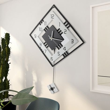 Moderne Wanduhr mit Pendelfunktion – Hängeuhr für Zuhause und Büro (1/5)
