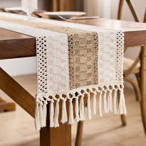 Fond blanc avec des touches de marron, 30 x 160 cm Chemin de table en coton vert à pompons, motif ajouré noué, nappe de cuisine de style campagnard. (1/5)