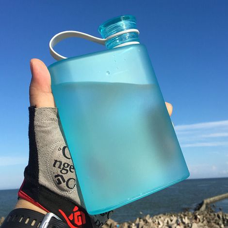 Bouteille d'eau plate, étanche, poche pour sac à main mince, pour boire (1/3)