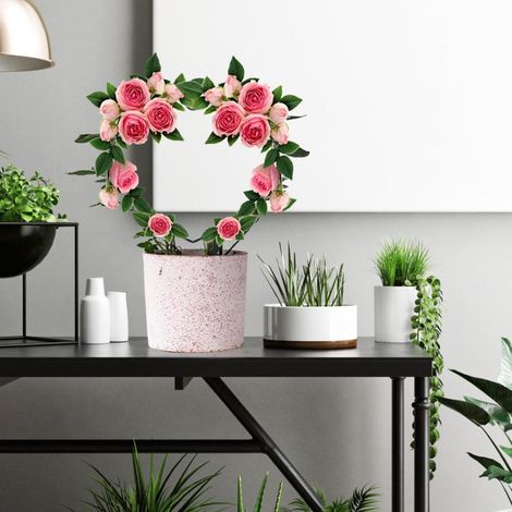 Lot de 2 treillis de jardin en fer noir pour plantes grimpantes, support métallique en forme de cœur. (1/5)
