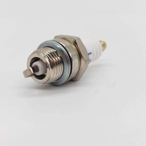 Kettensäge Freischneider Zündkerze for Stihl for Husqvarna 2-Takt Motor Rasenmäher Gartengeräte Ersatzteile (Color : 2PCS) (1/5)