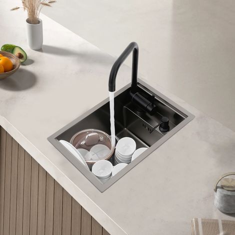 Edelstahlspüle mit Wasserhahn, Einbauspüle, Einbeckenspüle mit verdeckter Spüle