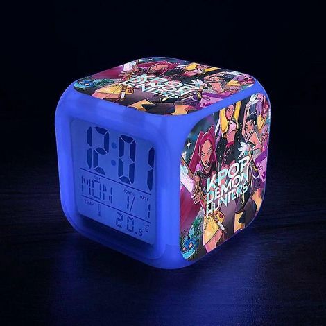 Réveil à motif dessin animé avec veilleuse LED, horloge numérique couleur, affichage de la température, du calendrier et du jour de la semaine, idéal pour décorer une chambre de fille, fonctionne avec (1/5)