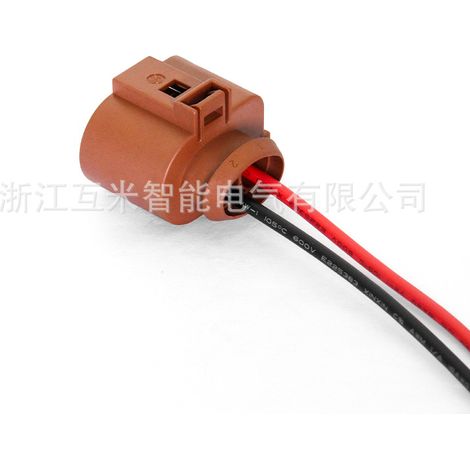 Domestic 3B0973852A/3B0973752A automotive fan connector DJ70228A-6.3-11/21 (1/4)