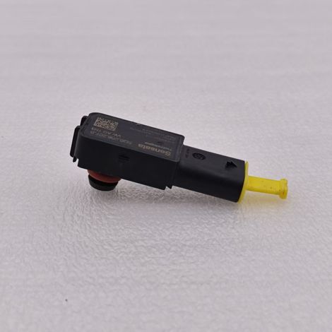 5Q0906207A ist für Bremsvakuumschlauchsensoren von Volkswagen, Audi und Skoda geeignet 5Q0905207B ist ebenfalls geeignet. (1/4)