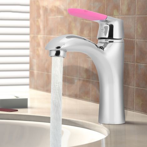 Robinet de lavabo en cuivre à encastrer, style moderne et épuré, avec eau chaude et froide, pour salle de bain.