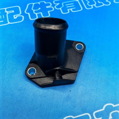 Suitable for Nissan 06 Sylphy, Qashqai, Tiida, Livina HR16, water inlet pipe thermostat cover, water pipe connector (1/4)