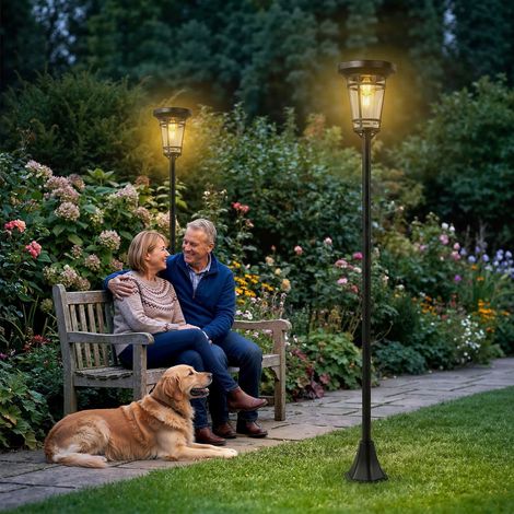 Ensemble lanternes solaires 2 lampes sur pied 180 cm hauteur réglables 2 modes luminosité Interrupteur capteur lumière IP44