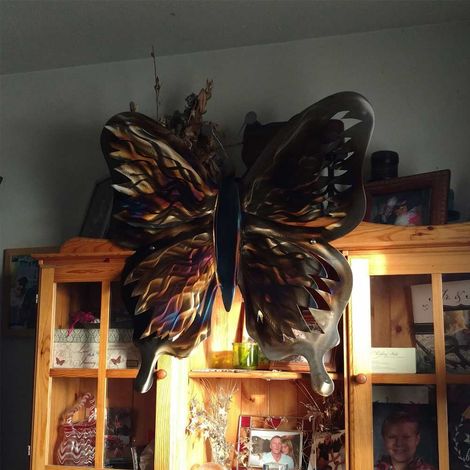 Papillon Mural - Décoration Murale en Métal pour Extérieur et Intérieur - Sculpture Accrochable pour Jardin, Clôture, Salon ou Chambre - 30 cm × 30 cm - 1 Pièce (1/5)